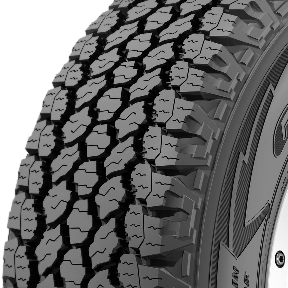 Goodyear Wrangler All-Terrain Adventure 255/70 R17 112T