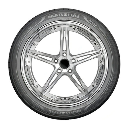 Neumático Marshal 215/50R17 MU12