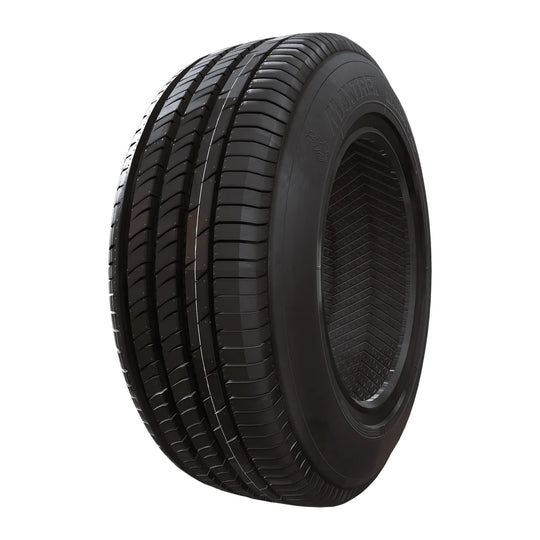 Maxtrek Maximus M2 245/45 R18