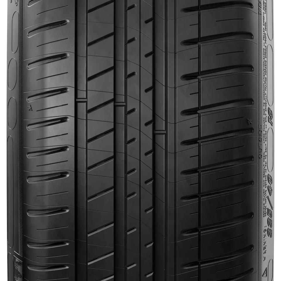 Michelin Pilot Sport 3 255/40 ZR18 99(Y) XL (Mercedes-AMG)