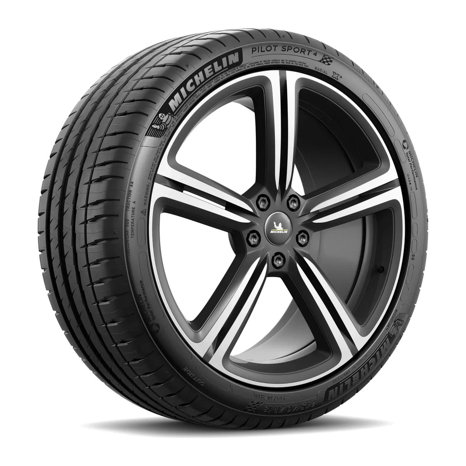 Michelin Pilot Sport 4 235/45 ZR19 99Y XL (MO Mercedes-Benz)