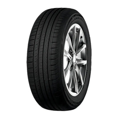 Neumático Nexen NPRIZ GX 215/65R15 96H