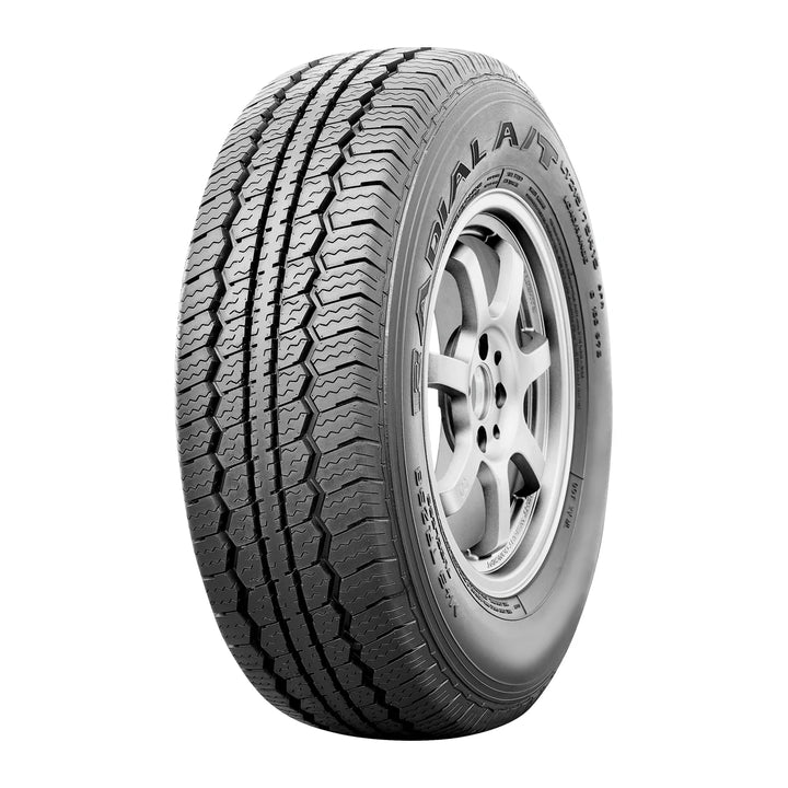 Triangle TR258 235/75 R15 105S