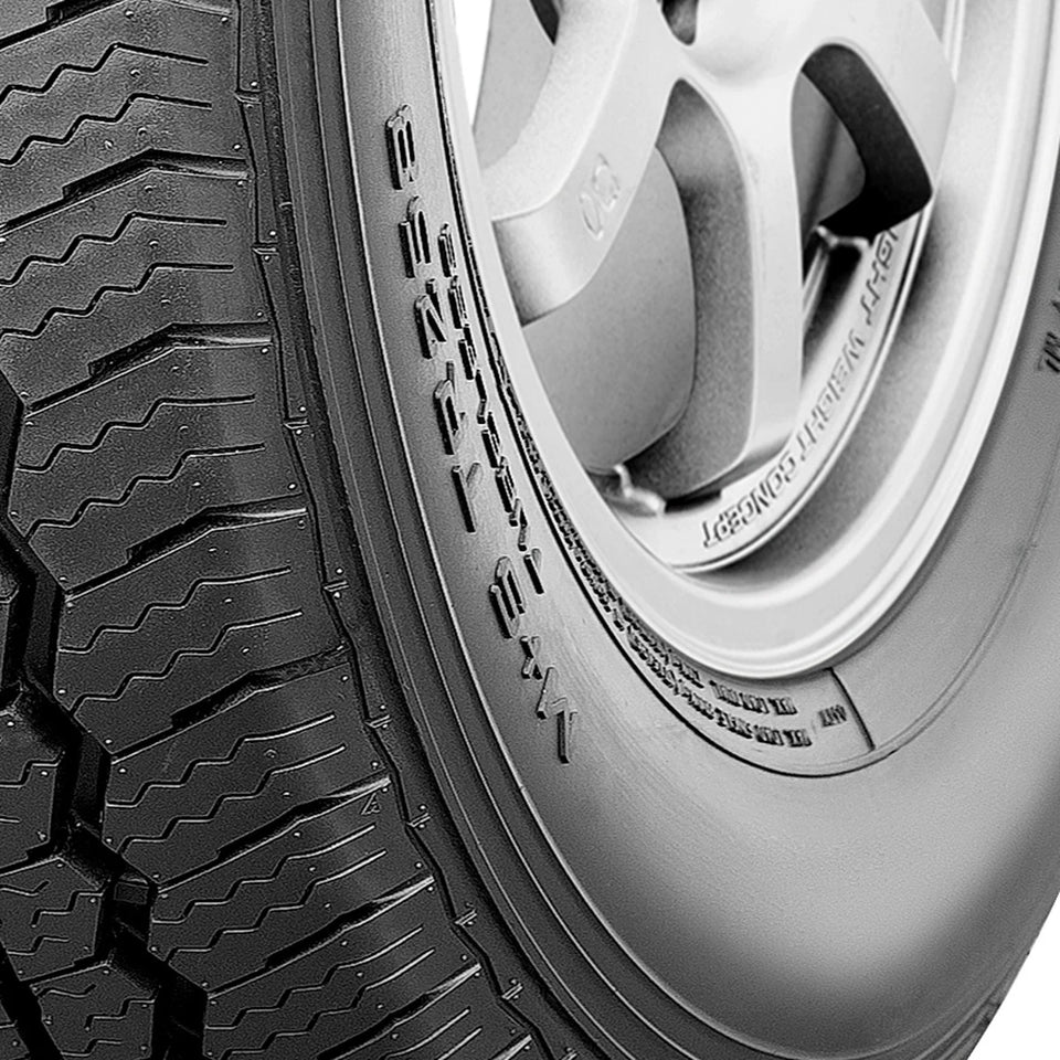 Triangle TR258 235/75 R15 105S