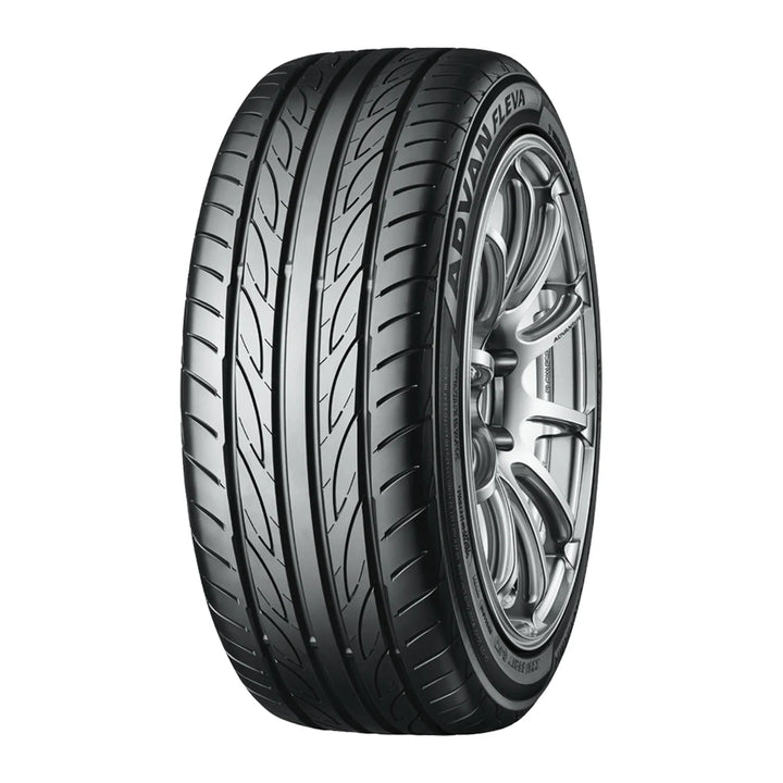 Yokohama ADVAN Fleva V701 215/40 R18 89W XL