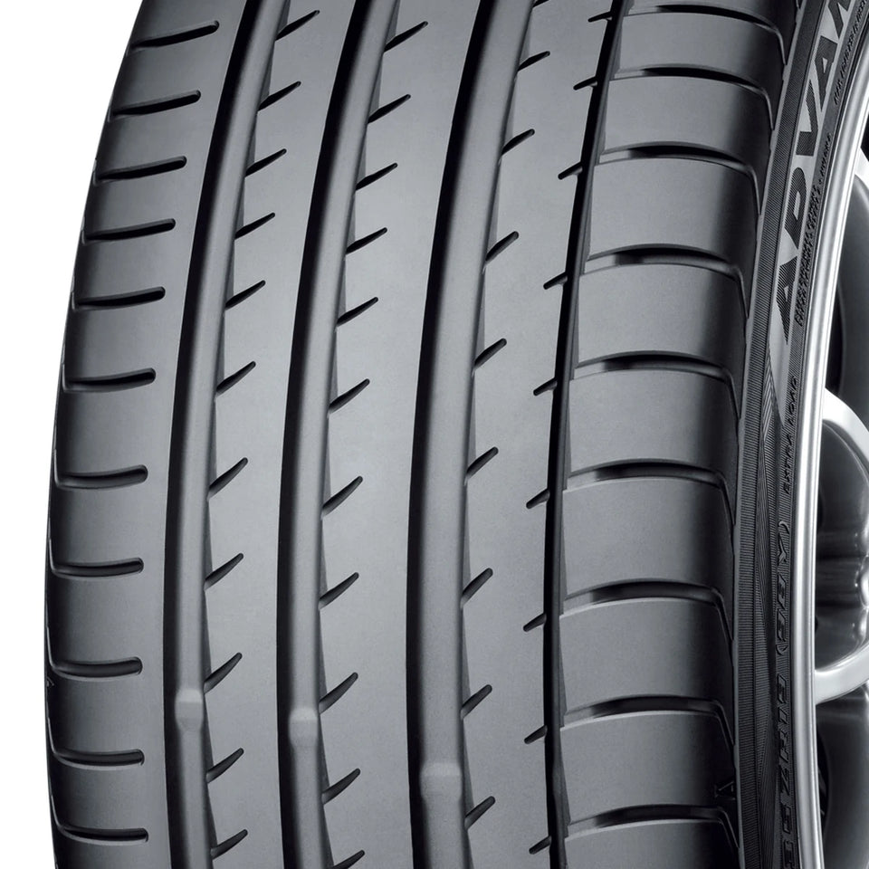 Yokohama ADVAN Sport V105 225/45 R18 91Y RunFlat