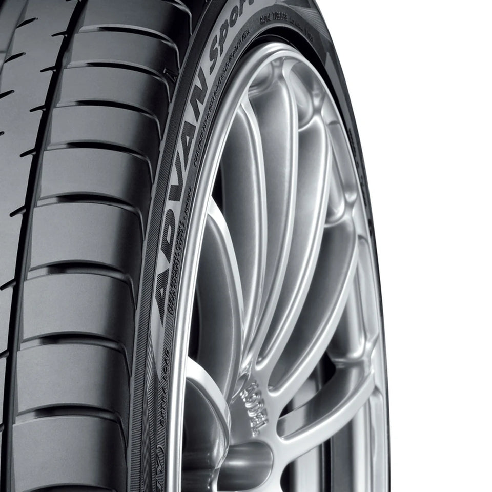 Yokohama ADVAN Sport V105 225/45 R18 91Y RunFlat