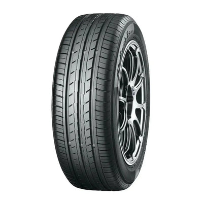 Neumático Yokohama ES32 225/45R17 94W
