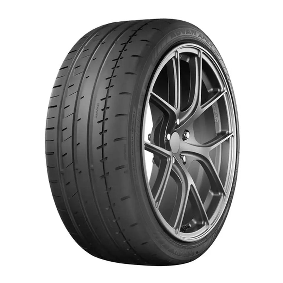 Yokohama ADVAN APEX V601 235/45 R18 98Y XL